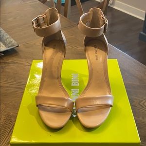 Gianni Bini Nude Ankle Strap Heels